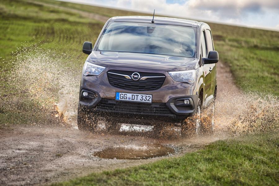  Opel Combo Cargo 4x4 2019 года  (фото 11 из 39)